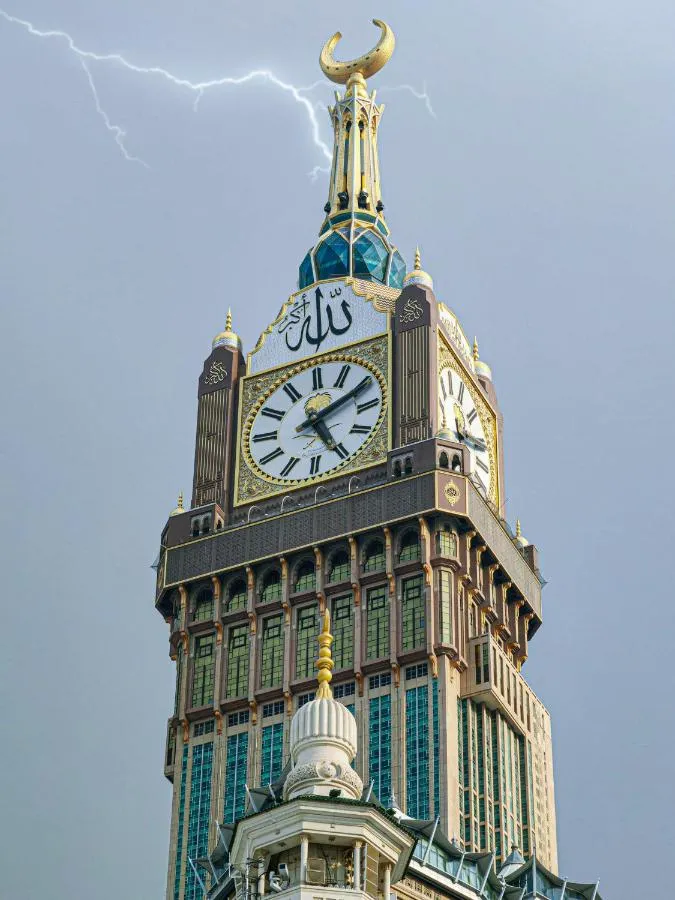 fairmont-clock-royal-tower