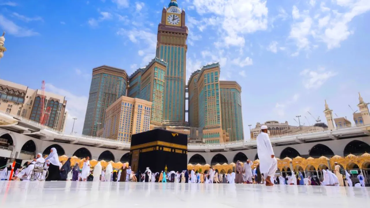 3 Star Budget Couple Umrah Package