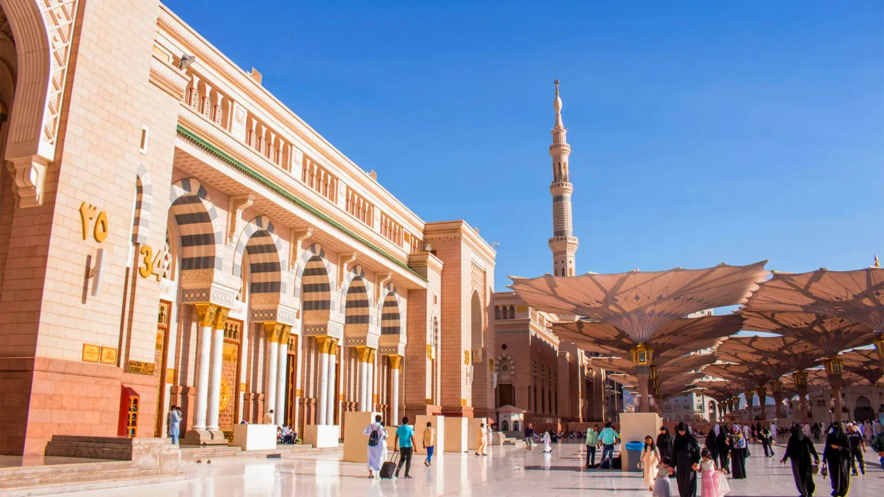 3 Star Budget Huddersfield Umrah Package