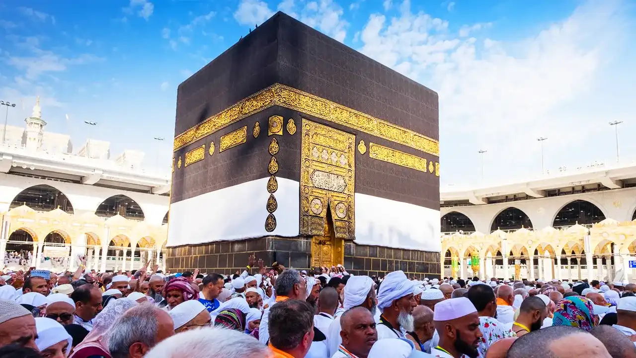 3 star regular april umrah package