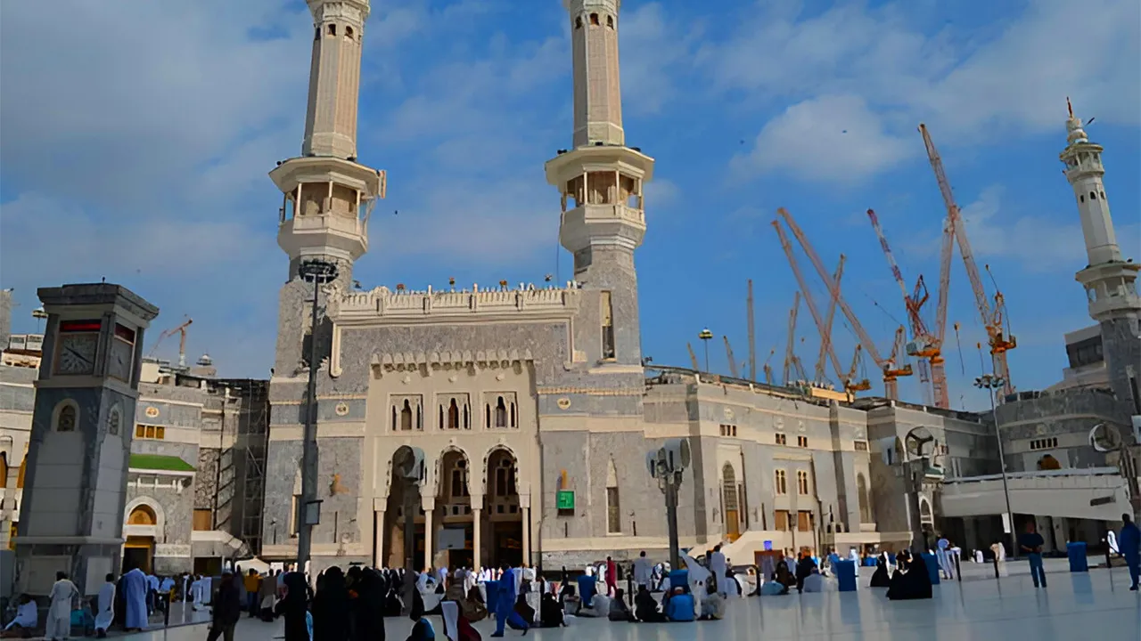 3 Star Regular Dundee Umrah Package