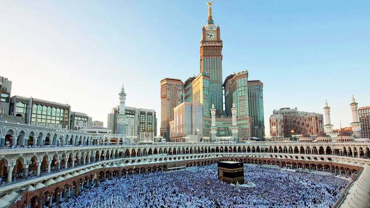 3 star standard march umrah package