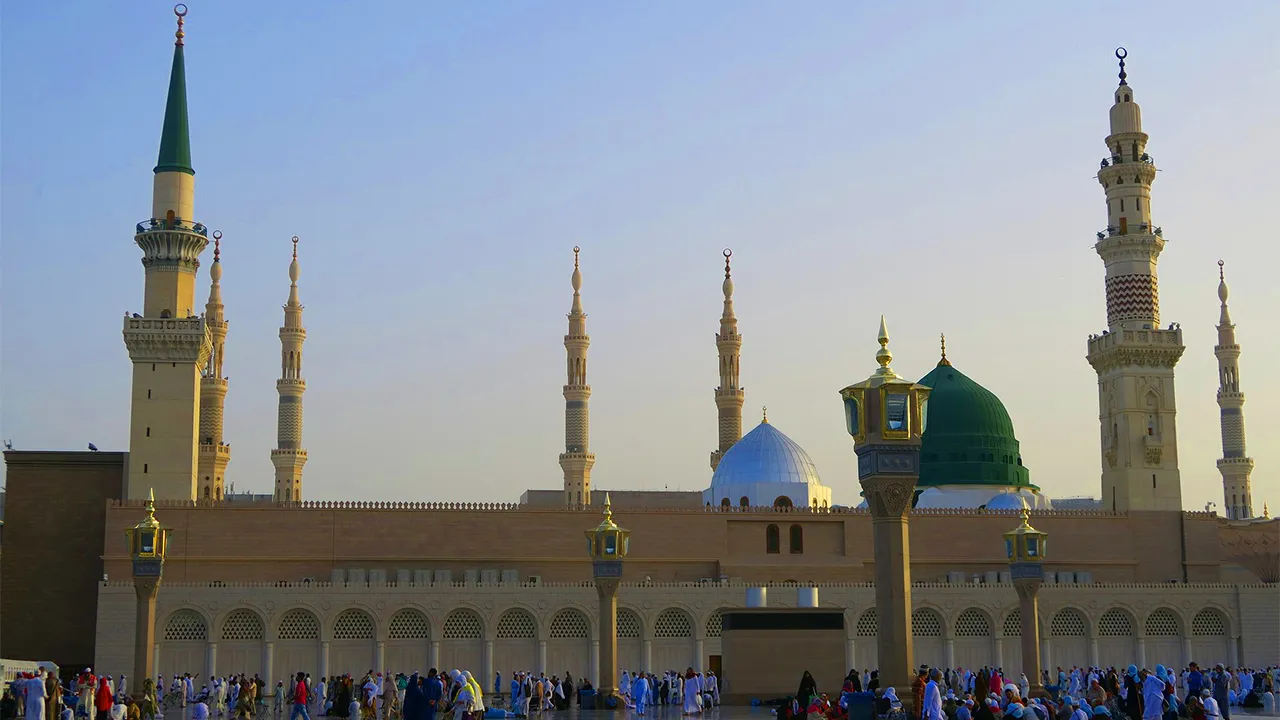 5 Star Classic Gloucester Umrah Package